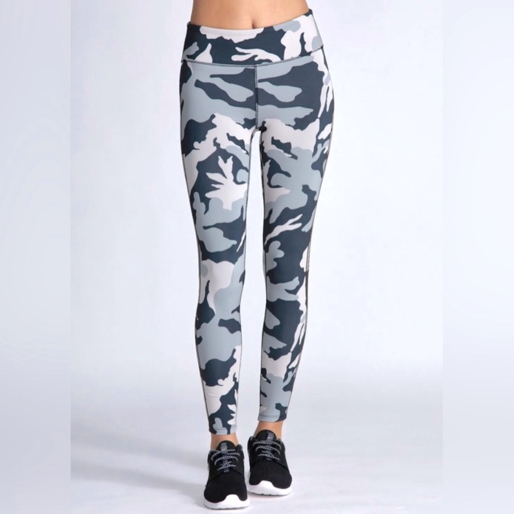 Noli Yoga Cacao Camo Leggings